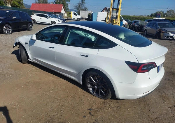 Tesla Model 3 cena 57900 przebieg: 20000, rok produkcji 2021 z Tykocin małe 497